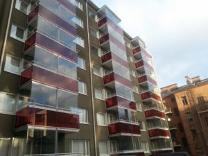 sisapihan-parvekkeita